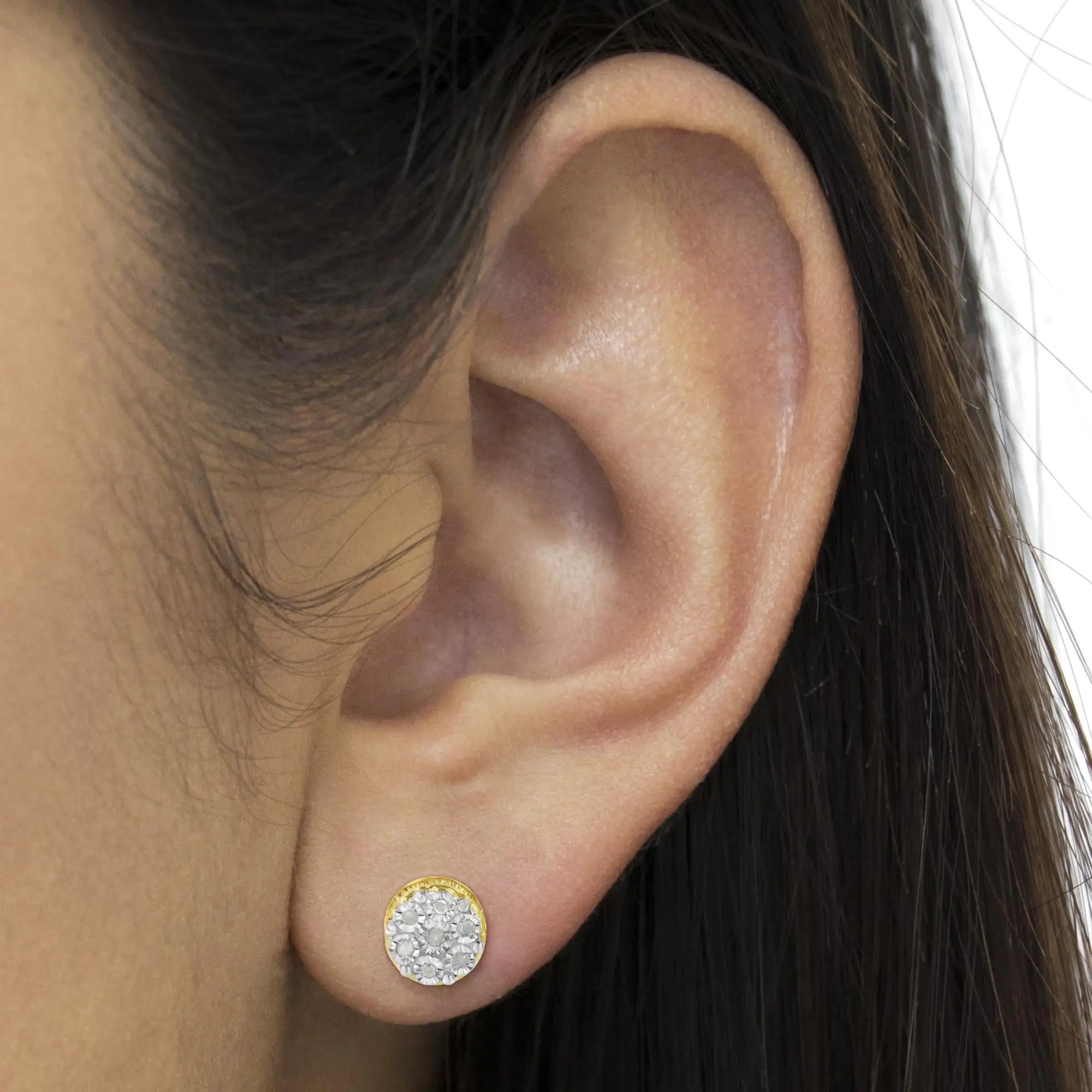 diamond stud earrings